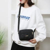 Nueva Moda Bolso De Hombro Para Mujer En Nylon Con Bordado Cierre De Cremallera Casual Bolso Cuadrado De Mujer Con Estilo - details 4