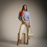 Chaqueta bomber mujer flores y rayas con detalles dorados – diseño exclusivo – WA Wild Animal – talla única - details 2