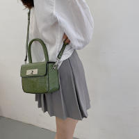 Bolso Cuadrado Pequeño Para Mujer Con Patrón De Cocodrilo Moda Versátil De Alta Gama Bolso De Mano De Hombro Y Cruzado - details 13