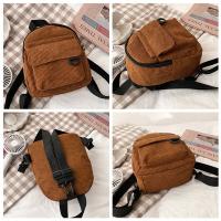 Mochila Mini De Moda Para Mujer En Terciopelo De Un Solo Color Pequeña Mochila Casual Para Estudiantes Viajes Con Cierre De Cremallera - details 7