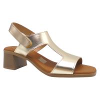 Sandalias marca Oh! My Sandals modelo 5617 en color dorado - details 1