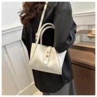 Bolso De Hombro Para Mujer 2025 Moda Diseño Niche Sensación Joven Bolsa Bandolera Estilo Cesta Vegetal Estilo De Moda - details 1