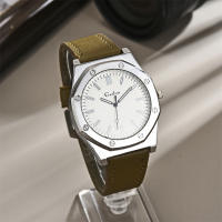 Reloj De Cuarzo Para Hombre Con Correa De Cuero Nuevo 2024 Estilo Fashion Grande Display Sin Números Movimiento De Cuarzo Acero Inoxidable Calendario Completo - details 4
