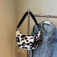 Bolso De Hombro Grande Para Mujer Bolsa De Dumpling Casual Bolso De Mano De Hobo Para Viajes Al Aire Libre - details 7
