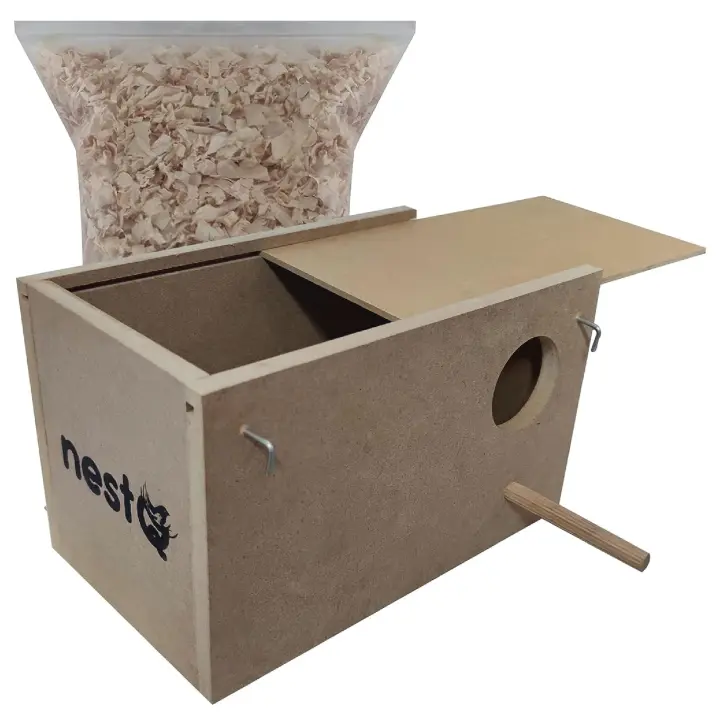 Nido para Agapornis Iseparables nestQ con Viruta para la Cama, Casita de Cría de Madera para Pájaros, con Enganches para la Jaulas de Aves, 22cm x 13.5cm x 13.5cm - 1