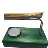 Quemador de Palo Santo de Madera, Soporte de Metal, con Vela de Té, Diseño Rústico (Verde), madera natural barnizada. Lalas Candels - details 2