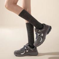 Calcetines Largos De Lana Suave Para Mujer Otoño Invierno Cashmere Solido Tejidos Gruesos Calientes Y Suaves Calcetines Casuales De Rodilla Para Niñas - details 3