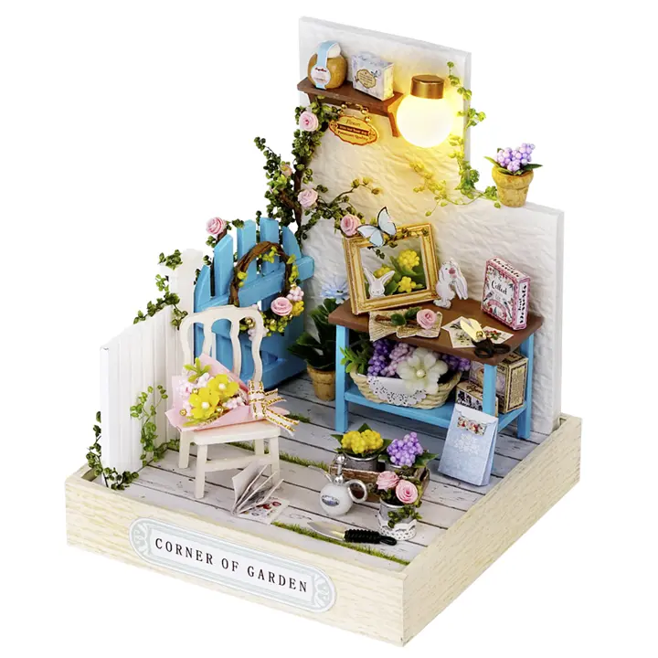DAM. Colección Rincón de la felicidad, Esquina del jardín. Maqueta 3D realista con gran detalle y luces led. 9x9x12cm. - 1
