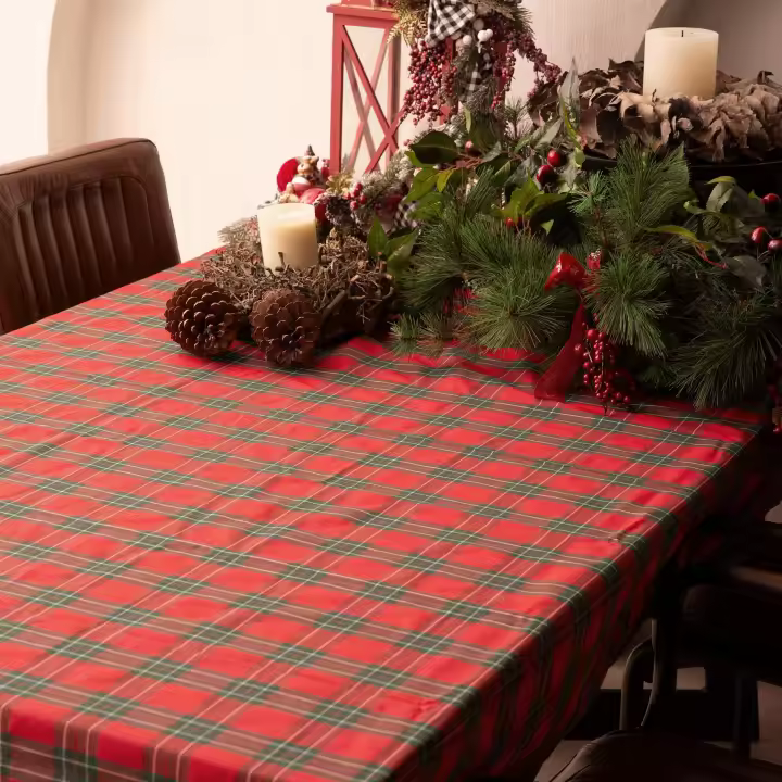 Manterol - Mantel cuadros de navidad rojo y verde de tela con tratamiento anti-manchas, repele el agua y las manchas, tejido de hilo tintado de calidad y duradero. - 1