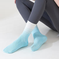 Calcetines De Yoga Para Mujer Con Tela De Algodón Y Silicona Antideslizante Media Cintura Para Fitness Y Saltos En Piso - details 5