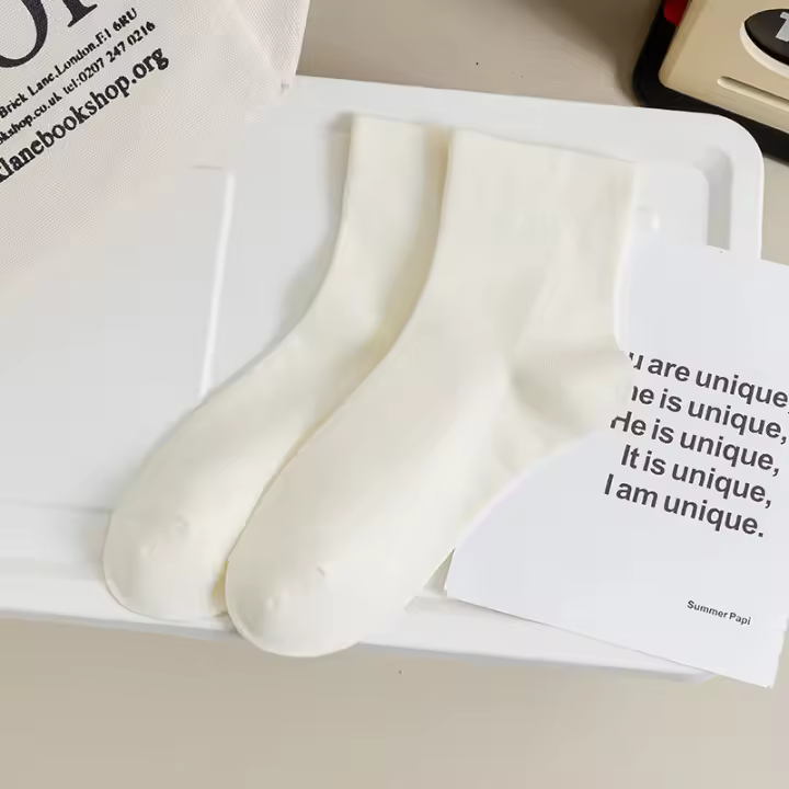 Calcetines De Mujer Estilo Japonés Breathable Casual Planos De Alta Calidad Para Primavera Calcetines Cortos Espesados Para Damas - 1