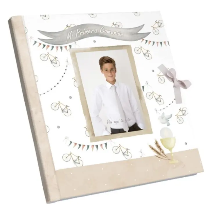 Libro de Mi Primera Comunión  Álbum de Recuerdo para Fotos y Anécdotas  Tapa Dura con Estuche de Regalo  Personalizable con la Foto del Niño o Niña  Medidas 34 x 30 cm  ideal para regalo en un dia tan especial ARGUVAL - 1
