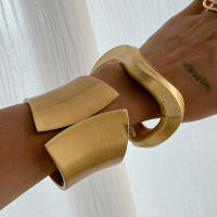 Pulsera De Cuff Vintage Geométrica Ola Para Mujer Estilo Punk Metal Pesado Pulsera Abierta Para Fiesta De Calle Moda Primavera - details 10