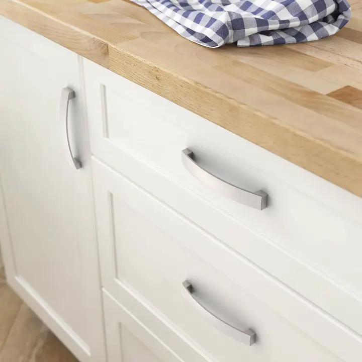 10 manijas para muebles, distancia de perforación de 160 mm, manija de barra, manija de cocina con tirador de arco para gabinete, para puerta de gabinete de cocina, cajón de tocador de dormitorio, baño, níquel satinado cepillado - 1