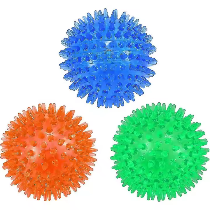 Paquete de 3 pelotas chirriantes para perros, ideal para limpiar los dientes de perros pequeños y medianos. - 1