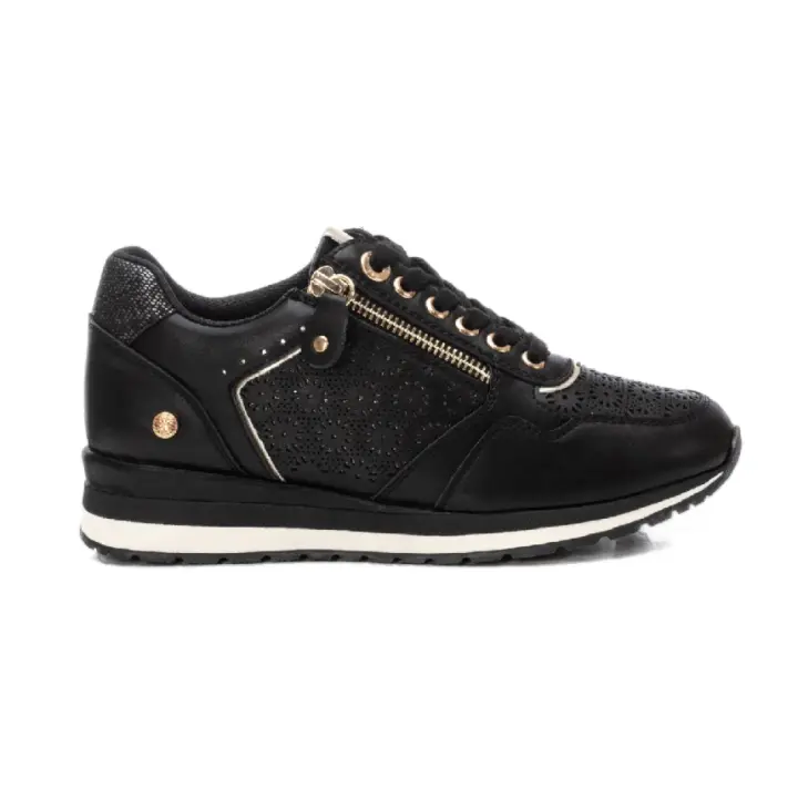 Shoes Deportivos marca Xti para mujer en color negro - 1