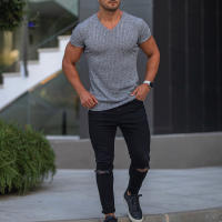 Camiseta De Hombre Con Cuello En V Y Manga Corta Para Fitness Y Gimnasio Verano Estilo Casual Color Sólido Moda Slim Fit - details 17