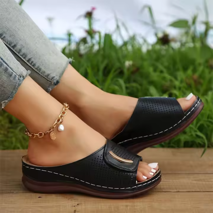 Sandalias De Plataforma Transpirables Para Mujer Verano 2023 Antideslizantes Con Agujeros Cierre Pull on Tacón Plano Zapatos De Interior Talla Grande Hasta 41 - 1