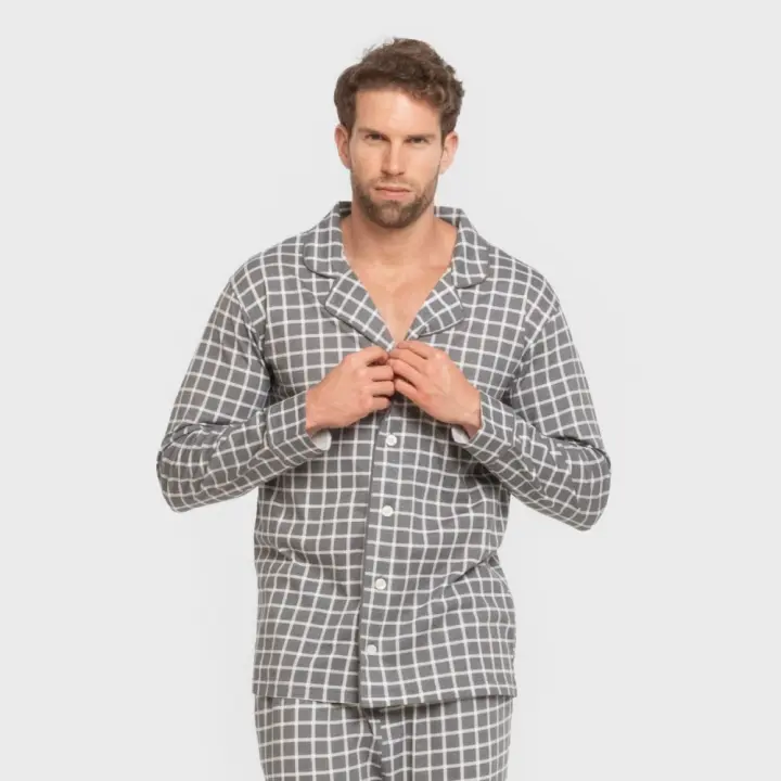 Tramas+ Pijama largo tipo camisero para hombre confeccionado en algodón 100% suave y transpirable, diseño clásico y elegante ideal para dormir o estar en casa con comodidad - 1