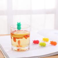 Set Creativo De Marcadores De Bebida Para Vino Y Cocteles Con Pegatinas Para Cristales Y Tazas De Vino Tamaño Pequeño Color Rojo - details 35