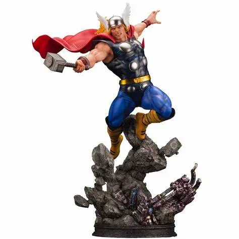 Kotobukiya Marvel Avengers Fine Art Estatua 1/6 Thor 44 cm - 1