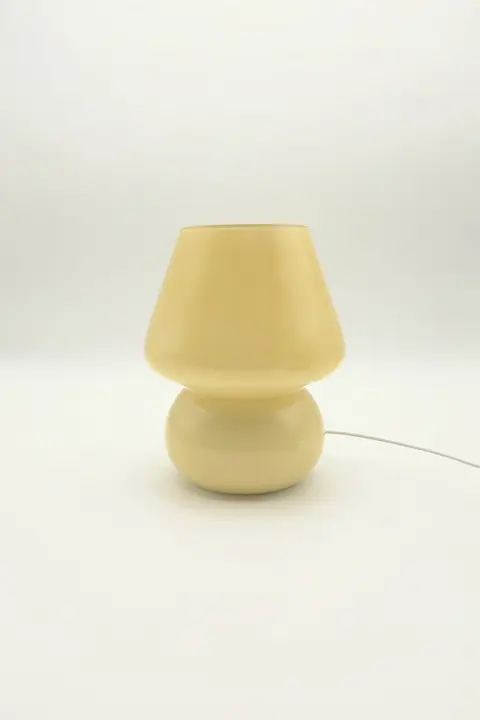 Lámpara De Mesa Pequeña Y Exquisita Con Decoración De Hongos Diseñadora Italiana Vintage Luz Ambiental Para Dormitorio Lámpara De Vidrio Para Escritorio Y Bajera - 1