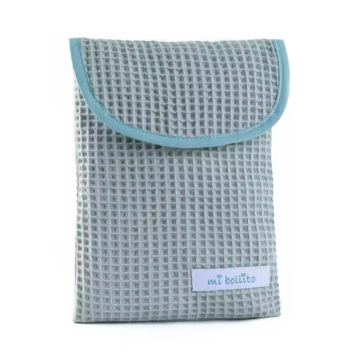 Mi Bollito – Bolsa organizadora de pañales y toallitas de bebé, tejido gofrado 100% algodón, cierre rápido tipo velcro, práctica y elegante. (Verde) - FIJALO - Los mejores complementos para tu bebé. - 1
