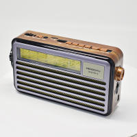 Altavoz Bluetooth Inalámbrico M-521BTS Con Linterna LED Radio FM AM SW Carga Solar Radio De Emergencia Con Sensibilidad Alta Y Bandas Completas - details 4