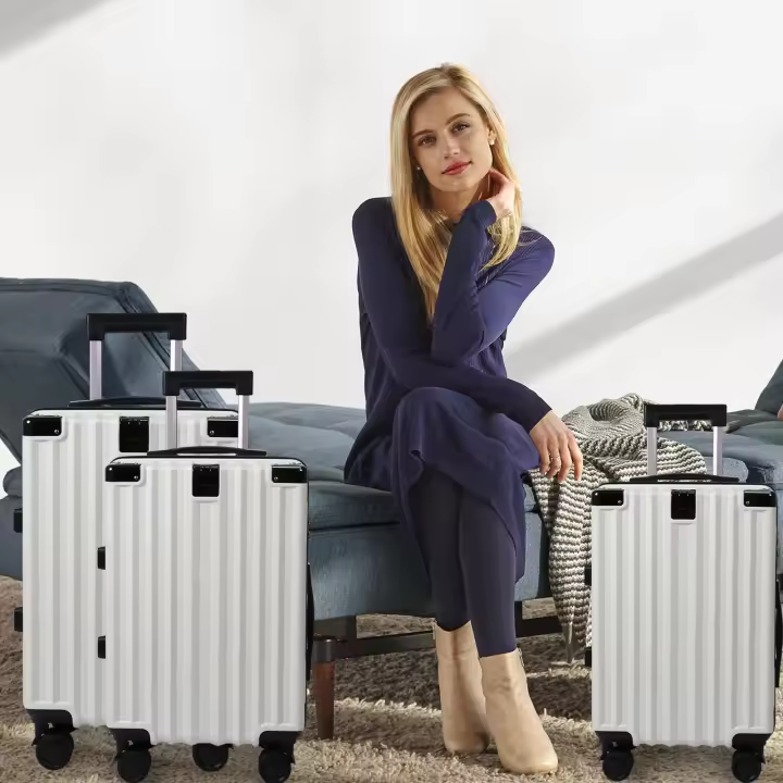 S7 STAR LG61678-LG61684 Set 3pcs Maleta ABS Rígida, Cabina Extensible con 4 Ruedas Giratorias Multidireccionales 360°, Equipaje Ligeras Asa Telescópica 20+24+28in, Juego 3 Piezas Maleta Resistente Gran Capacidad - 1