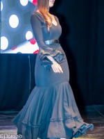VESTIDO FLAMENCA  LICRA FABRICADO EN    ITALIA . TALLAS XS/S 34/36 - 72CM 60CM 76CM . M/L  38/40 - 80CM 68CM 84CM . XL/XXL  - 42/44/46 - 92CM 80CM 96CM  LARGO 150CM - details 0