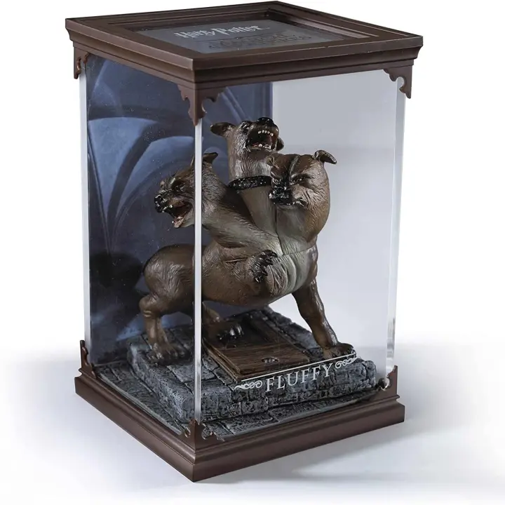 Figura Noble Collection Magical Creatures Harry Potter Perro Fluffly 18 cm - 1