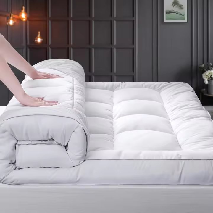Cubrecojín extra Grueso tamaño Queen, cubrecolchón con cubierta Acolchada con repuesto adicional de plomón de 1300g/m² Alternative para el dolor de espalda, Super suave de Algodón con Bolso profundo de 20 a 60 cm - 1