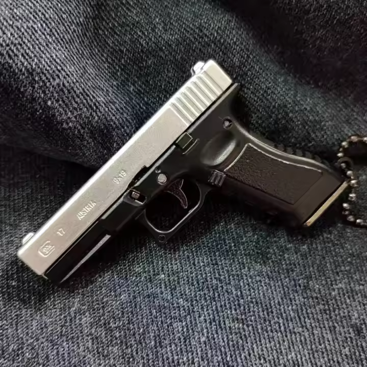 Pistola De Juguete Metálica Miniatura 1:3 G17 Con Llavero Desmontable Semi-acero Inoxidable Para Niños Ornamento Colgante DIY - 1