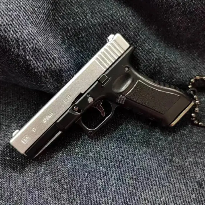 Pistola De Juguete Metálica Miniatura 1:3 G17 Con Llavero Desmontable Semi-acero Inoxidable Para Niños Ornamento Colgante DIY - 1
