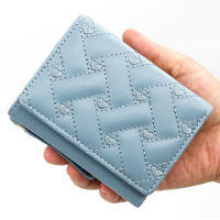 Cartera De Mujer Tri Fold Bolsa De Tarjetas PU Con Múltiples Bolsillos Estilo Coreano Minimalista Bordado De Amor Casual - details 1