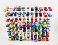 EXPO-HOBBY - Vitrina 70x85x16 cm para 10 coches SLOT escala 1:32 - Perfecto para exhibir tus coches de colección. - details 1