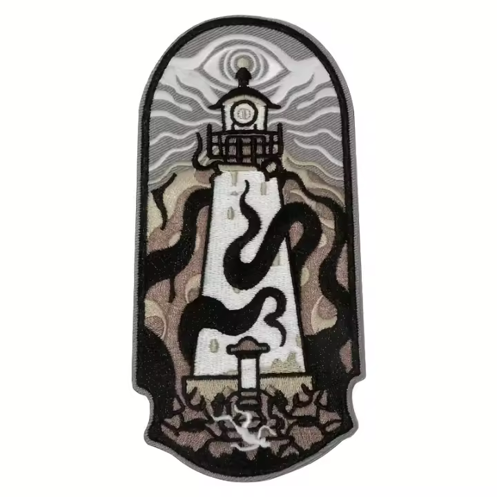 1PC Bordado De Faro Luminoso En El Mar Patch De Hierro Para Ropa Gorra Bolsa Chaqueta Regalo DIY Aesthetic Badge Unisex Polyester - 1