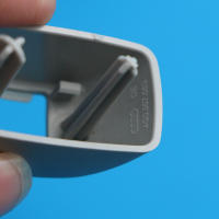 Clip De Visera Solar De Plástico 4G0857562 Para Audi A4 A6 A8 E-Tron Polo Passat Octavia Rapid OEM Pieza De Automóvil - details 4