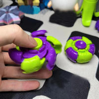 Juguete Creativo 3D Fidget Spinner Giratorio Para Reducción De Presión Y Anti-stress Juguete Para Niños Regalo De Navidad - details 0
