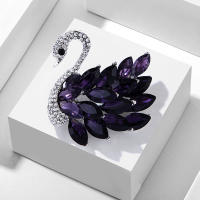 Broche De Cisne Elegante Con Cristal Para Mujeres Y Niñas Broche De Animal Brillante De Zinc Aleación Para Casual Oficina Fiesta Boda - details 0
