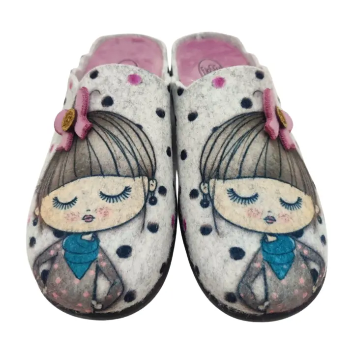 Zapatillas de casa mujer  cómodas, flexibles, ligeras y gran confort , Marca Flossy con plantilla extraíble y suela perfumada , antideslizante , fabricadas en España ,material de fieltro, con bonita ilustración de niña - 1