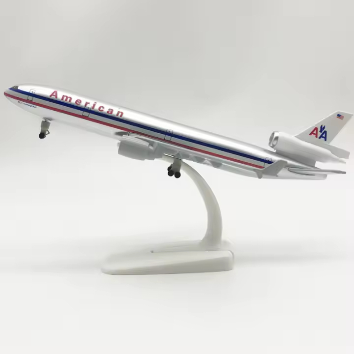 Nueva Modelo De Avión KLM Airlines De 20cm MD 11 Metálico Con Ruedas Y Aterrizaje Escala 1:400 Para Coleccionistas Y Juguetes - 1