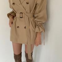 REALEFT Nueva Trencha De Mujer Marrón Gris Minimalista Otoño Invierno Con Cinturones Cuello En V Doble Botón Manga Flared Abierta Por Encima - details 2