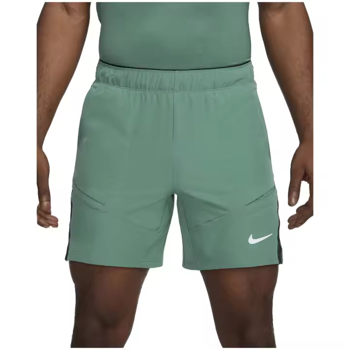 Short Nikecourt Advantage Para Hombre En Color Verde - 1