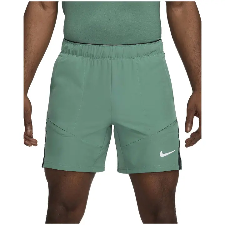Short Nikecourt Advantage Para Hombre En Color Verde - 1