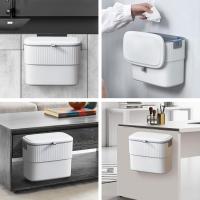 Cubo de basura colgante de 1.8 galones con tapa, cubo de basura de 7 litros montado en la pared para puerta de armario de cocina, cubo de basura pequeño debajo del fregadero para armario, baño - details 5
