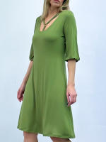 Vestido VICTORIA MORENO de Punto Viscosa Lisa Corte Evasé Manga Francesa con Gomas en Puño y Detalle de Anilla Metálica con Tiras en Escote Pico - details 0