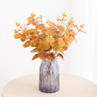 5pcs Plantas Artificiales De Eucalipto Para Otoño Decoración De Fiesta De Navidad Bouquet De Flores Falsas Para Bodas Y Casamientos Decoración De Jardín Y Hogar - details 3