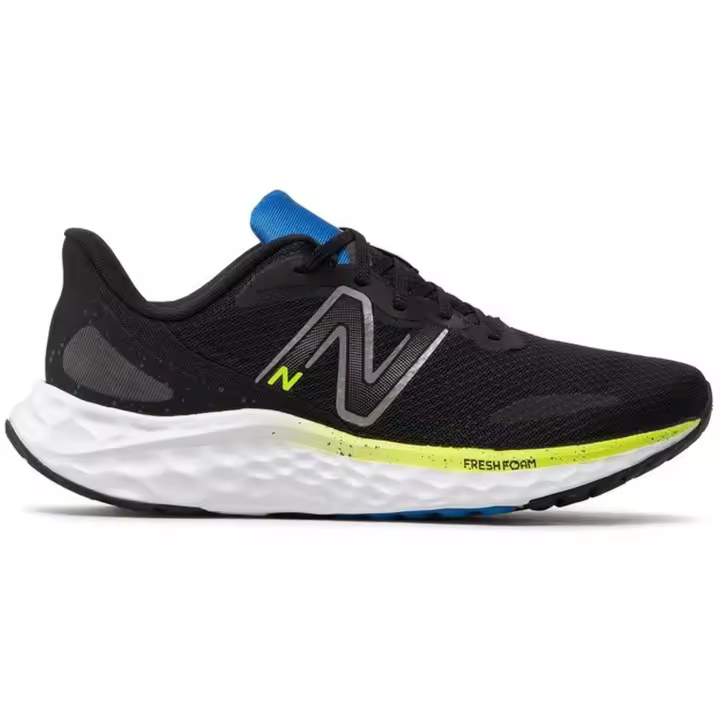 Zapatillas New Balance Fresh Foam Arishi V4 para hombre en color negro - 1