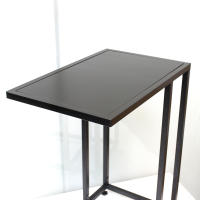 Mesa Auxiliar Metálica Color Negro 🖤 55 x 67 x 35 cm - SpazioLuzio - details 1
